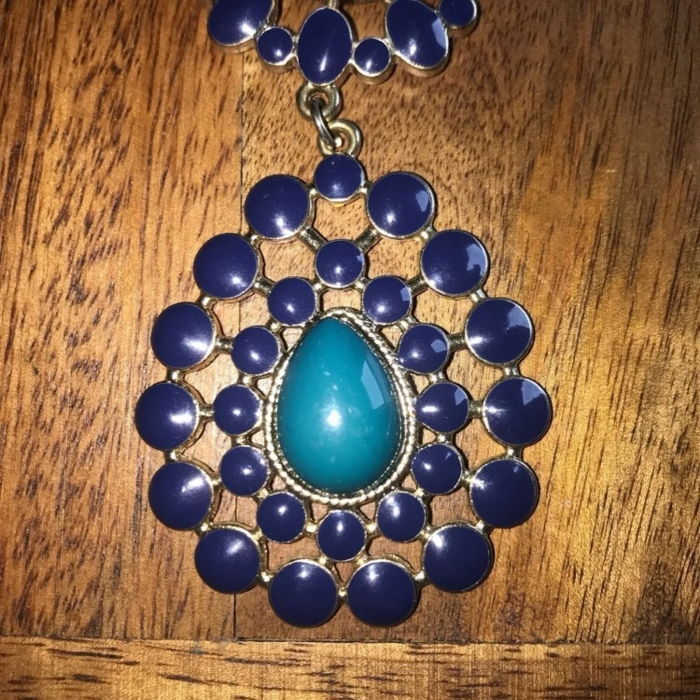 Necklace - Picture 3 of 3